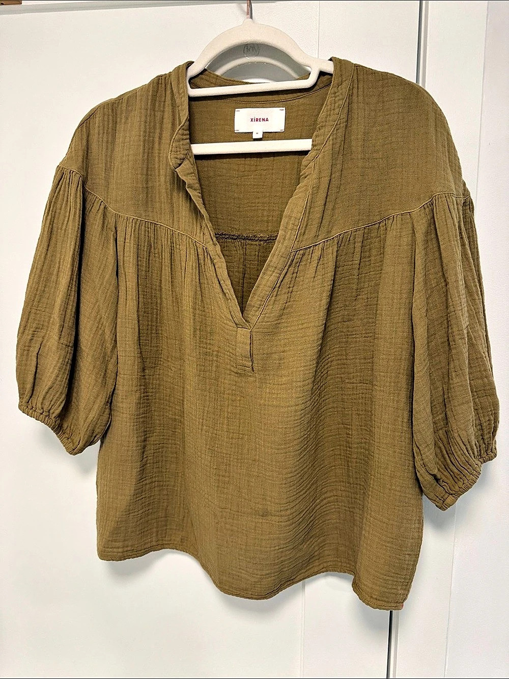 Xirena Avery Top Cotton Blouse olive green Size Medium